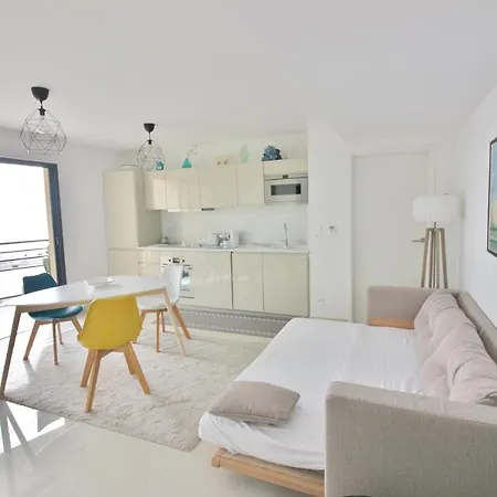 Serres Apartment